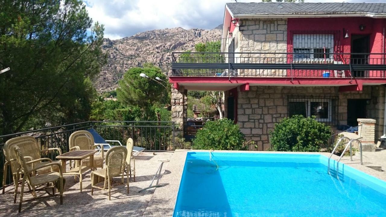 Piedra Libre Apartamentos Manzanares El Real Extérieur photo
